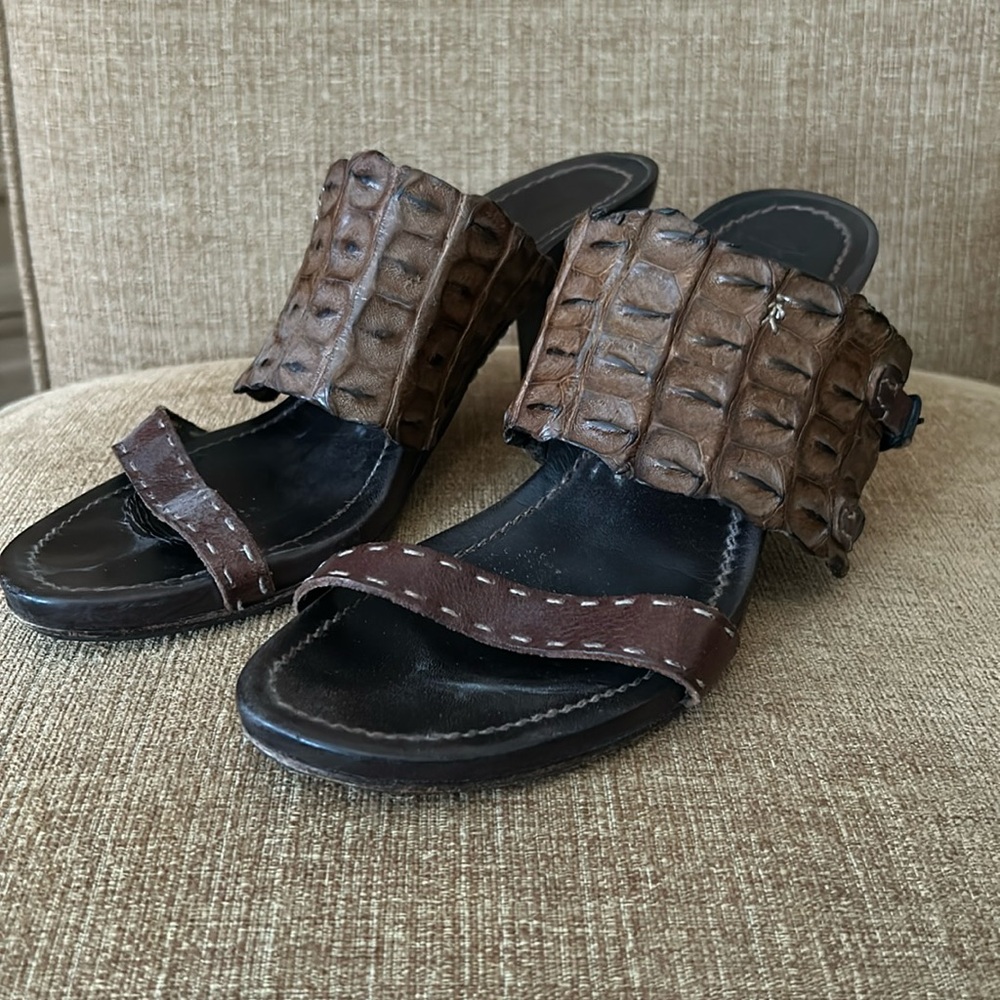 Henry Beguelin Brown Leather & Crocodile Sandals